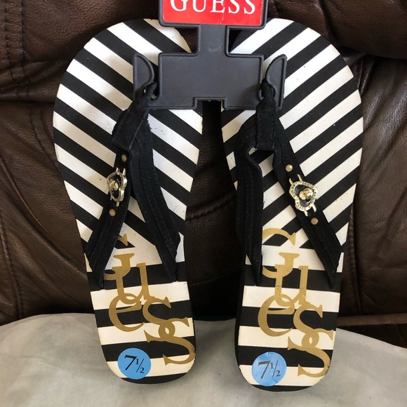 NEW  GUESS flip flops in black & white stripes, size 7.5 - Picture 2 of 3